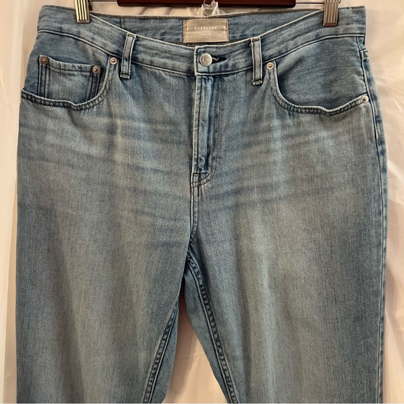 EVERLANE JEANS, Women’s Sz 31 Reg., Blue Lt. Wash Super-Soft Straight Leg Jeans. - Picture 5 of 13